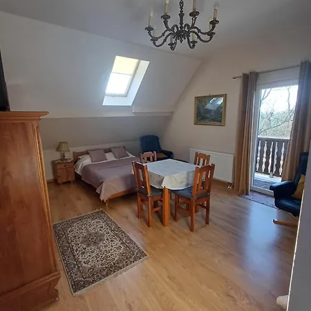 Farm stay Brzozowe Wzgorze *